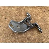 Петля двери передней левой Mazda 5 1 2005