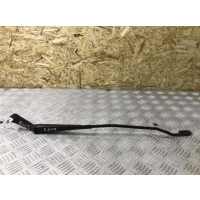 Щеткодержатель (поводок стеклоочистителя, дворник) Volkswagen Golf 3 1998 1H1955410A