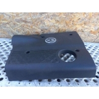 Крышка двигателя декоративная Volkswagen Passat B5 1998 06B103935C