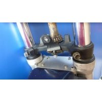 Suzuki gsx 750 600 f полка нижняя подвеска
