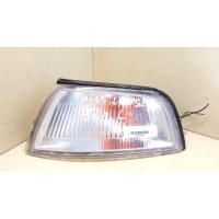 поворотник левый Mitsubishi Lancer 6 1998 MB821043