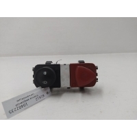 Кнопка аварийной сигнализации Renault Scenic II (2003-2009) 2008 8200407415