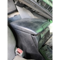 Подлокотник Toyota Land Cruiser Prado 120 (2002-2009) 2003 5891060020