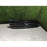 Решетка радиатора Volkswagen Polo Sedan V [рестайлинг] 2019 6C08536002
