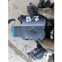 Моторчик заслонки печки Volkswagen Passat 2008 3C0907511