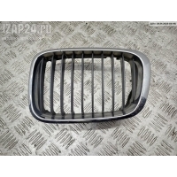 Решетка радиатора Лев. BMW 3 E46 (1998-2006) 2002 8159623