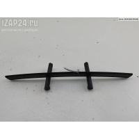 Решетка (заглушка) в бампер Перед. BMW 5 E60/E61 (2003-2010) 2006 7033702