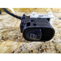 Кнопка стеклоподъемника Mercedes C W203 2002 A2038200210