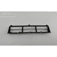 Решетка (заглушка) в бампер Перед. BMW 5 E39 (1995-2003) 1999 8235671