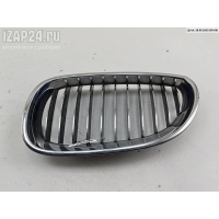 Решетка радиатора Лев. BMW 5 E60/E61 (2003-2010) 2006 7065701