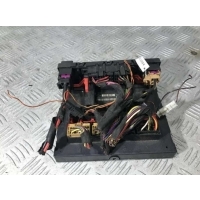 Блок предохранителей Volkswagen Passat B6 2007 3C0 937 049 AE