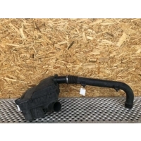 Патрубок воздушного фильтра Mercedes Vito W638 2000 A 638 528 24 82
