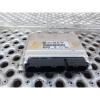 Блок управления двигателем Volkswagen Passat B5 1998 8D0907558E, 0261204805
