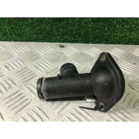 Фланец (тройник) системы охлаждения Volkswagen Passat B6 2009 03L 121 121 A