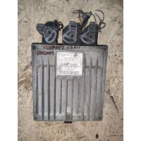 Блок управления двигателем Renault Megane 2 2003 8200334419