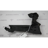 Опора полки аккумулятора Land Rover Discovery Sport L550 2014 LR024378