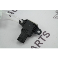 Датчик удара боковой Land Rover Range Rover Evoque L538 2011 LR043878