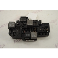 Блок реле (моторный отсек) Mercedes S-Klasse W222 2013 A2139062302