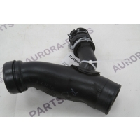 Воздуховод впускной (нижний) от КВФ на турбину Land Rover Range Rover Sport L494 2013 LR084060