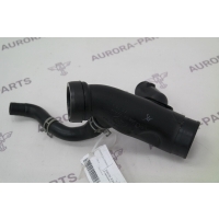Воздуховод впускной (нижний) от КВФ на турбину Land Rover Range Rover Sport L494 2013 LR084060