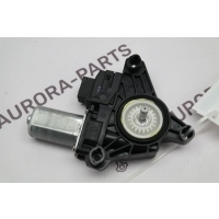 Мотор стеклоподъёмника задней двери LH Mercedes ML/GLE C292 2014 A2469063200