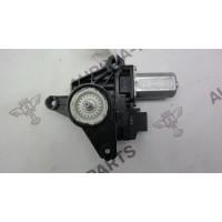 Мотор стеклоподъёмника задней двери LH Mercedes ML/GLE C292 2014 A2469063200