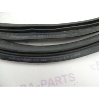 Уплотнитель проема крышки багажника Mercedes GL/GLS X166 2012 A1667400378