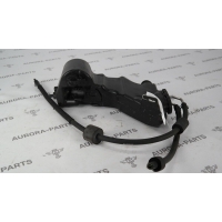 Бачок омывателя Mercedes C-Klasse W205 2013 A2058690020