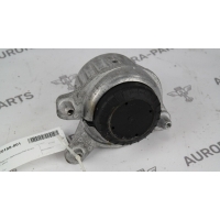 Подушка двигателя RH Mercedes C-Klasse W205 2013 A2052406617