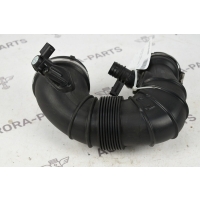 Воздуховод от КВФ на турбину Mercedes ML/GLE W166 2011 A6510904537