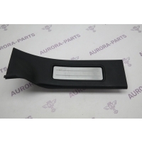 Накладка порога проема задней двери LH Land Rover Discovery L462 2016 LR108377