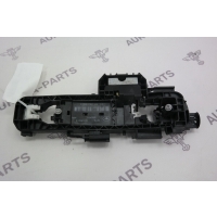 Кронштейн наружней ручки RH Mercedes CLA C117 2013 A2047602434