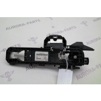 Кронштейн наружней ручки RH Mercedes CLA C117 2013 A2047602434