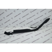 Накладка крышки багажника с датчиком прищемления RH Land Rover Range Rover Sport L494 2013 LR056951