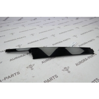 Накладка вертикальная передней двери (стойка B) LH Land Rover Range Rover Velar L560 2017 LR092718