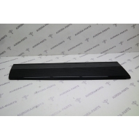 Молдинг передней двери нижний LH Land Rover Range Rover Velar L560 2017 LR136958