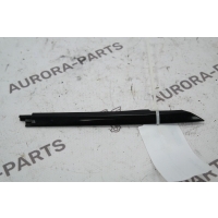 Молдинг рамы окна передней двери RH Land Rover Range Rover Velar L560 2017 LR092725