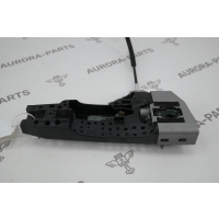 Кронштейн наружней ручки двери RH Audi Q3 8U 2011 8U0837886