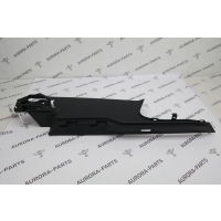 Накладка кронштейна полки багажника RH Land Rover Range Rover 30DDTX L405 2012 LR062593
