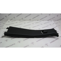 Обшивка стойки B верхняя RH Jeep Grand Cherokee WK2 2010 5VP04DX9AC