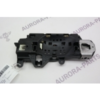 Кронштейн наружней ручки двери LH Audi A4 B9 2015 8W0837811A