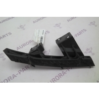 Кронштейн переднего бампера RH Audi Q7 4L 2009 4L0807334A