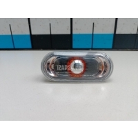 Повторитель на крыло VAG Amarok 2010 7H0949117