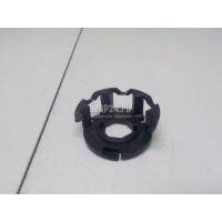 Крепеж (клоп) VAG Amarok 2010 7M0971260B