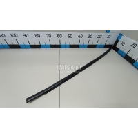 Накладка стекла заднего левого Hyundai-Kia Solaris (2010 - 2017) 832101R000