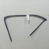 Уплотнитель стекла двери Mitsubishi Outlander (GF) 2012 5705A606