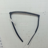 Уплотнитель стекла двери Mitsubishi Outlander (GF) 2012 5735A438