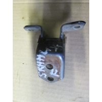 Петля двери передняя правая нижняя MAZDA F15159210 F15159210
