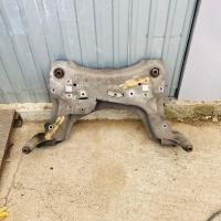 Подрамник двигателя RENAULT Megane 3 2009-2016 544012717R