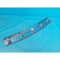 Накладка панели багажного отсека VOLKSWAGEN Touareg 2002-2010 7L6863459E
